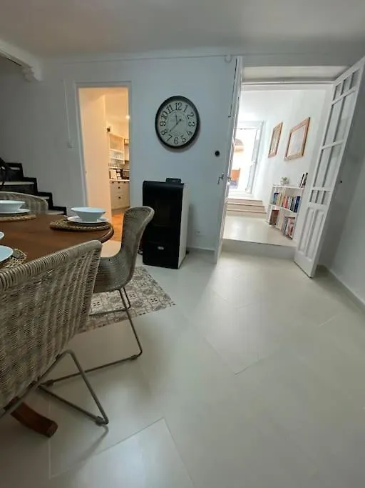A Hidden Gem In Estepa. With Dip Pool, Wifi, Bbq! Villa Сasa de vacaciones